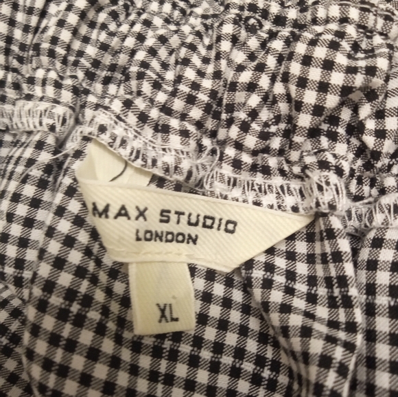 MAC STUDIO LONDON - Picture 4 of 4